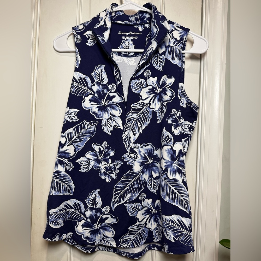 Tommy Bahama Aubrey Blossom Bay IslandZone 1/4 Zip Sleeveless Top